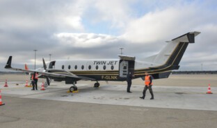 TWINJET sur le tarmac de LYS