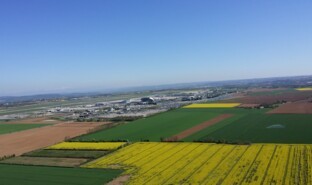 Vue aérienne zone foncière (champs zone agricole).jpg