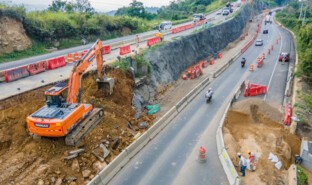 Pr 63- 52 Ampliación tercer carril- Chinauta-DJI_0336.jpg