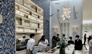 VINCI Airports KIX T1 opening_café Dior.jpg