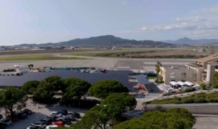 Centrale solaire Toulon Hyères 2_VINCI Airports_Mars 2024.JPG