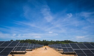 Centrale solaire aéroport de Faro_SunMind_VINCI Concessions.jpg