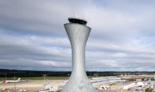 Edinburgh Airport_control tower_┬®edinburghairport_VINCI Airports_vlight.jpg