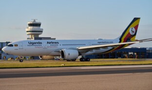 Air Uganda- 18-5-25-0869.jpg