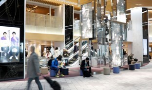 Osaka Itami Airport_3.jpg