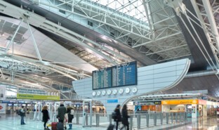 Porto Airport_2.jpg