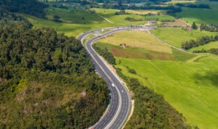 Bogotà-Girardot Highway_4.jpg