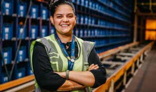 Logistic agent_3.jpg