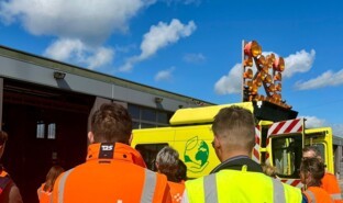 VINCI Autoroutes jackets.jpg