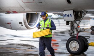 Logistic agent_1.jpg