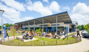 Passengers at rest stop_2.jpg