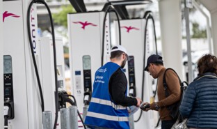 Valet assisting a driver.jpg