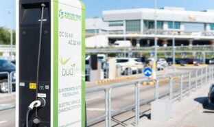 EV charging station_Budapest Airport.jpg