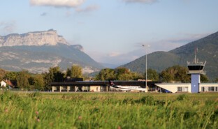 Annecy Mont-Blanc Airport_2.JPG