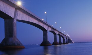 Confederation bridge_1.jpg
