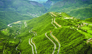 Bogota-Girardot Highway_2.jpg