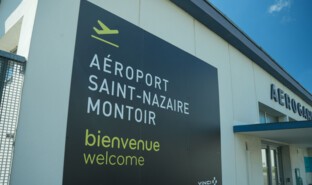 Aérogare©Aéroport_Saint_Nazaire_Montoir_09.jpg