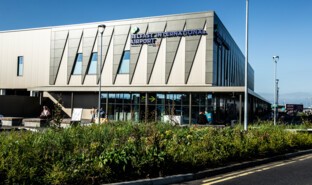 Belfast International Airport_2.jpg