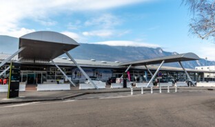 Grenoble Alpes Isère Airport_4.jpg