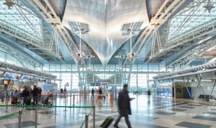 Lisbon Airport_4.jpg