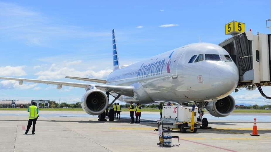 ict_llegada_vuelos_aa_y_jetblue_a_liberia_010.jpg