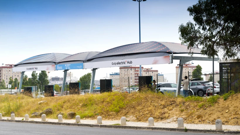 VINCI Airports and its partners create the largest ultra-fast charging hub in Portugal