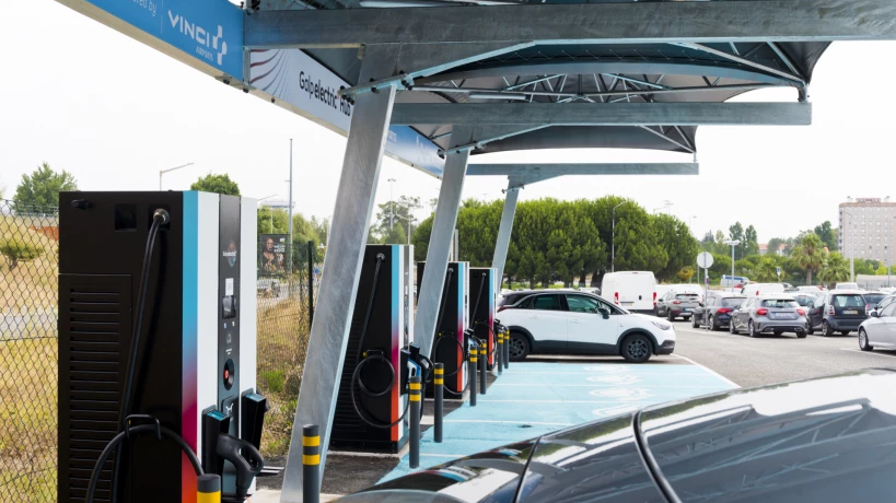 VINCI Airports and its partners create the largest ultra-fast charging hub in Portugal