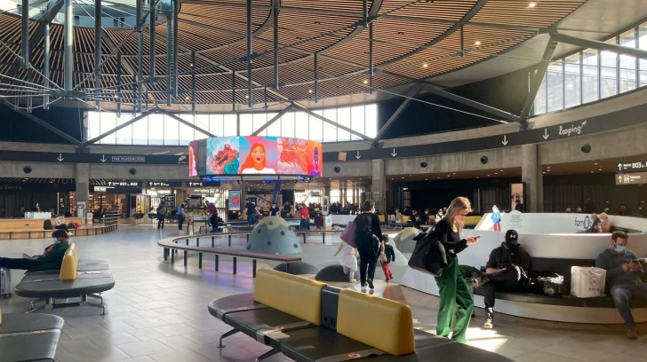In world first, VINCI Airports, World of Women, and Code Green bring digital artworks to airports across the globe on international women’s day