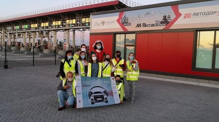 En Russie, VINCI Highways a organisé sur la M11 une excursion pour des blogueurs