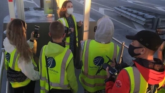 En Russie, VINCI Highways a organisé sur la M11 une excursion pour des blogueurs
