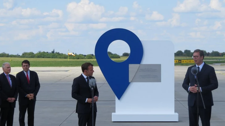 Les présidents Emmanuel Macron et Aleksandar Vučić lancent le chantier de modernisation de l’aéroport de Belgrade mené par VINCI Airports