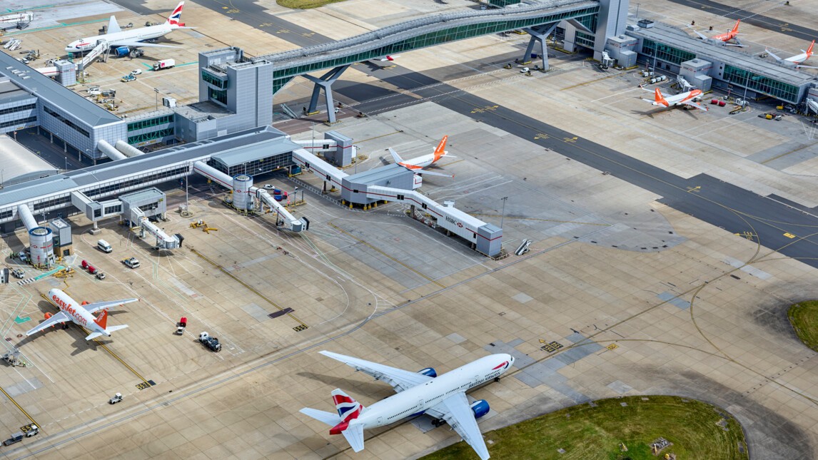 6 Airport facilities and infrastructure - Gatwick Airport aerial view -®JMilstein.jpg