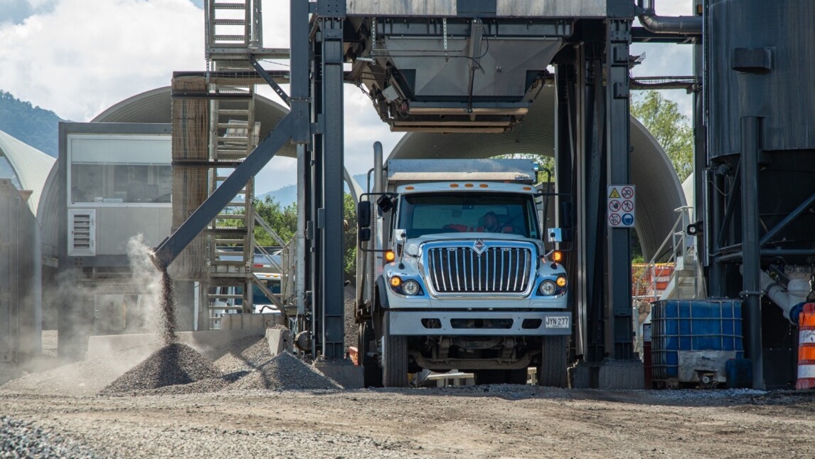 asphalt production plant, VIA 40 Express, Colombia, VINCI Highways (5).jpeg