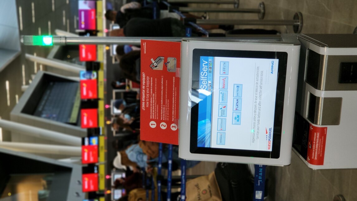 SantiagoAirport