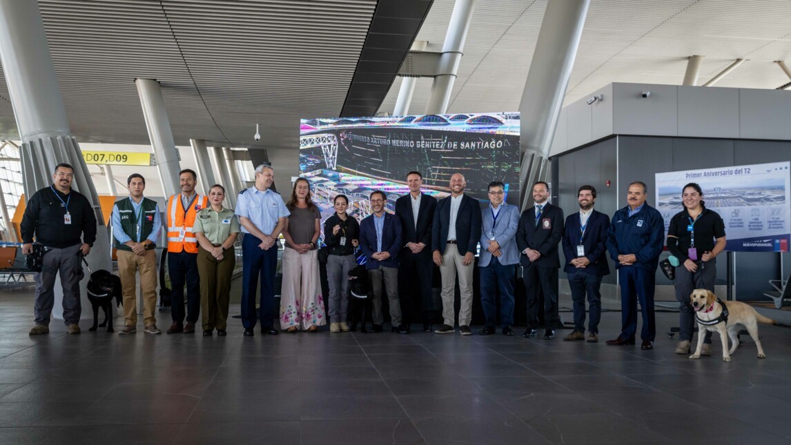 Celebration of Santiago airport first year of operation of its International Terminal (T2), VINCI Airports.jpg