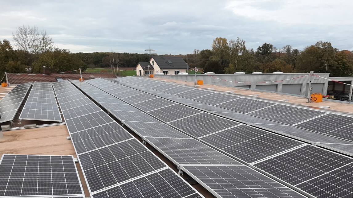 Solar panels on the A5 highway project's offices, Germany, VINCI Highways.jpg