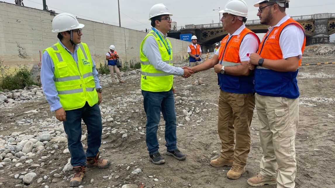 VINCI Highways - Lima Expresa and the municipality of Lima - Maintenance work - Rímac riverbed
