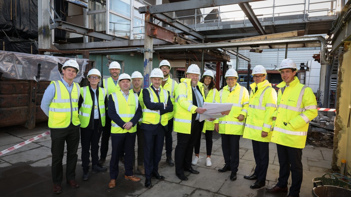 Teams from VINCI Airports and Belfast International Airport.jpg