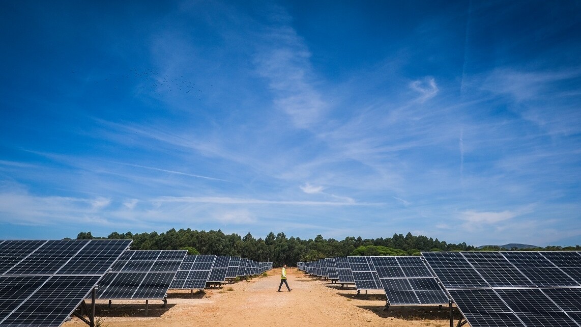 Faro airport solar plant_SunMind_VINCI Concessions.jpg