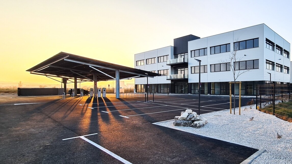 Centrale solaire du projet Pierrelatte, SunWave SunMind_France.jpeg.jpg