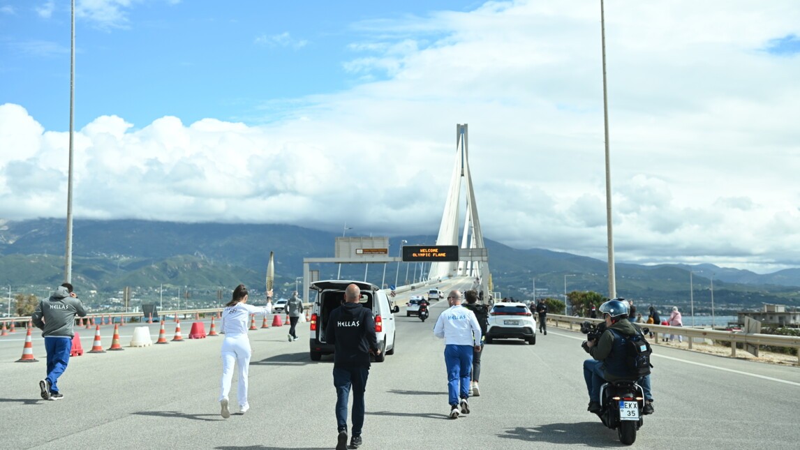 Rio-Antirrio Bridge 20 anniversay_officials_VINCI Concessions.jpg