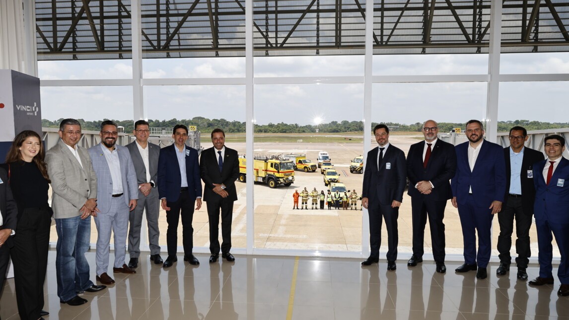 Ceremony Porto Vehlo ©Will Recarey_VINCI Airports.jpg
