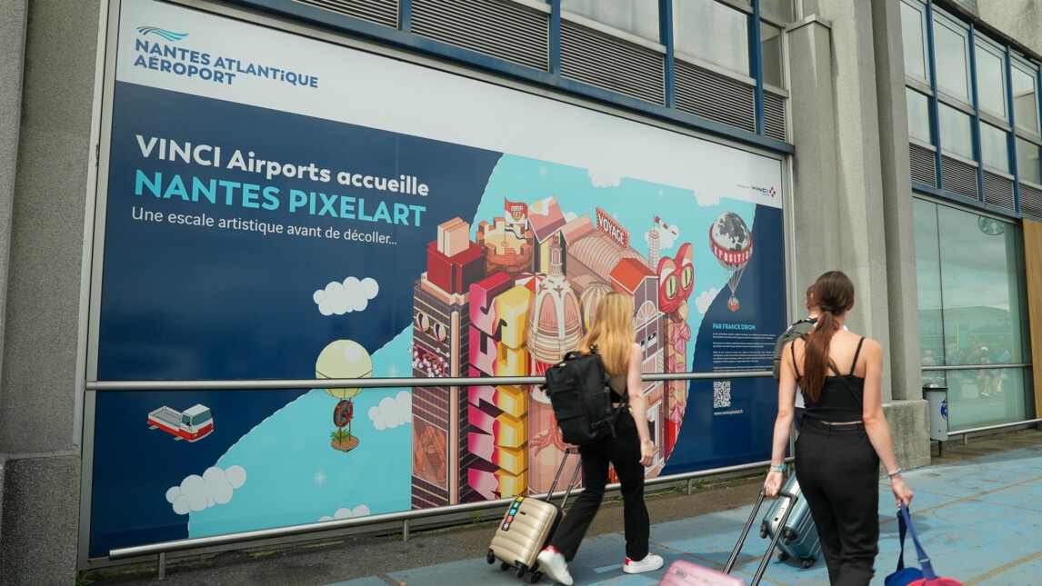 20250626_Nantes_Pixelart_expo_Franck_Drion©Aéroport_Nantes_Atlantique-11.jpg