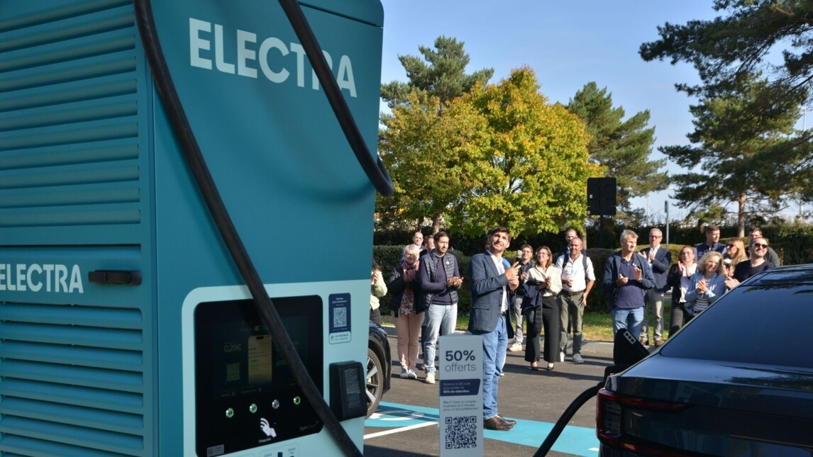Station de recharge ultra-rapide_Rennes Bretagne_VINCI Airports_France