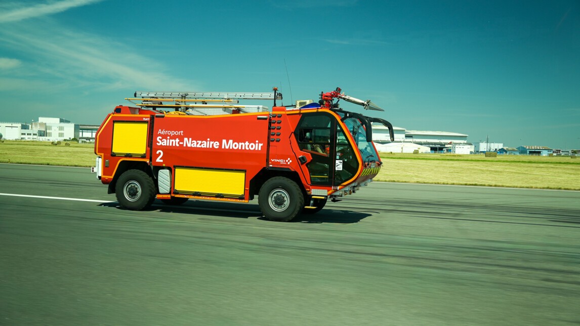 camion_pompiers©aéroport_Saint_Nazaire_Montoir.jpg
