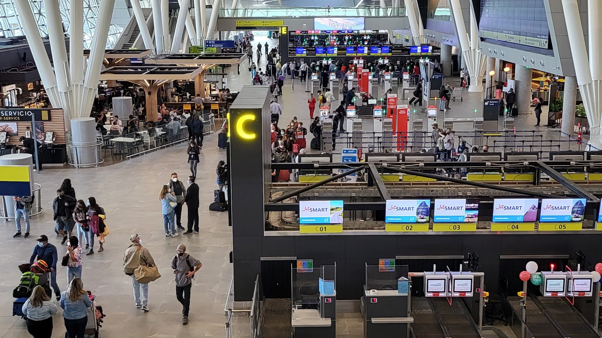 Santiago airport ready for the high season with 10 new boarding gates