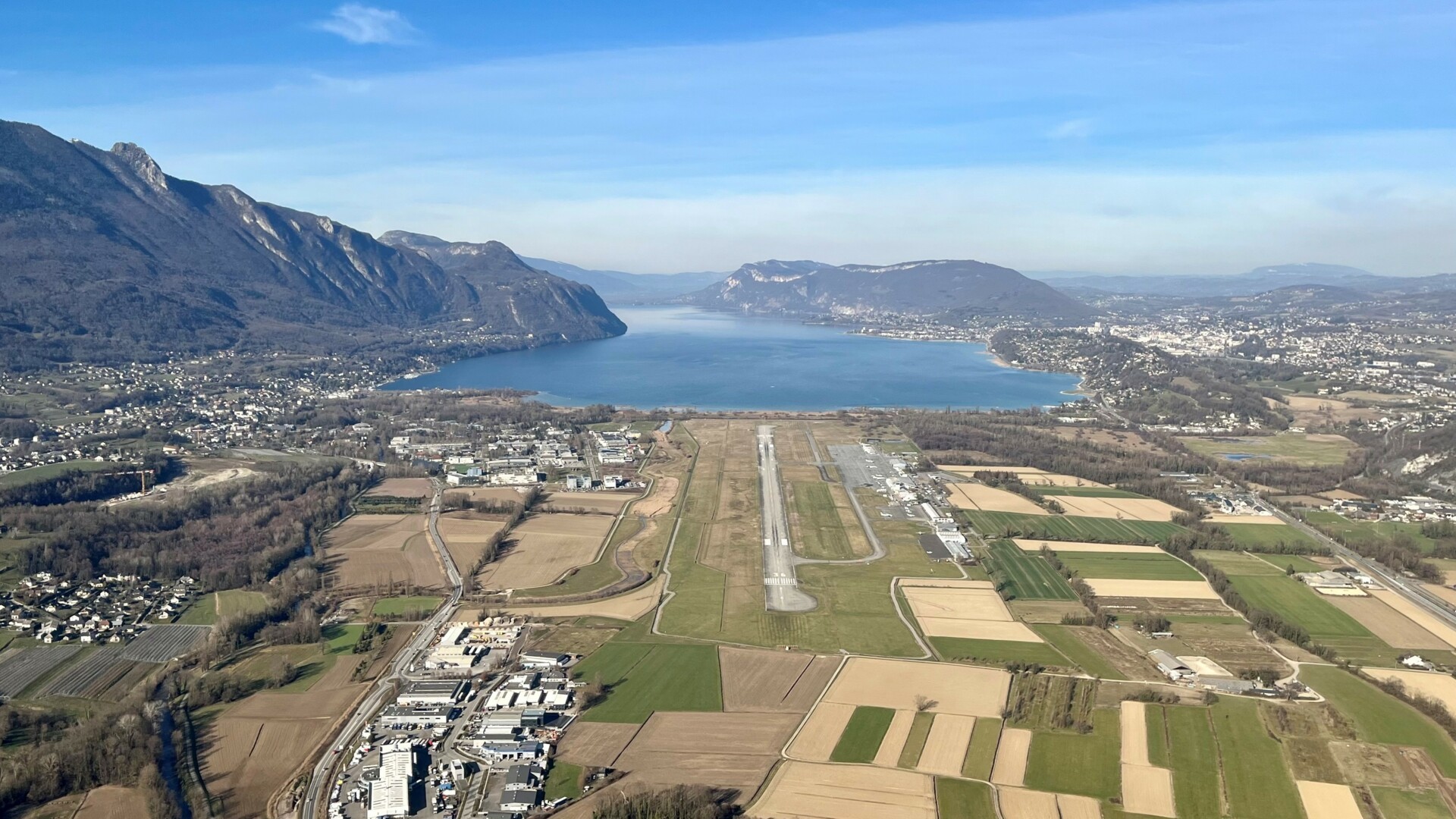 VINCI Airports honors its airports operated in the Alps and celebrates the 2022/2023 winter