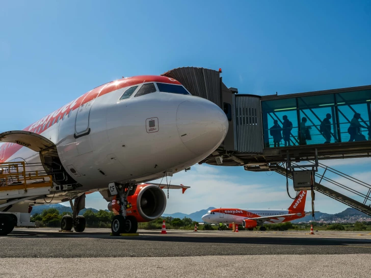 VINCI Airports inaugurates the new Toulon Hyères - London Gatwick route