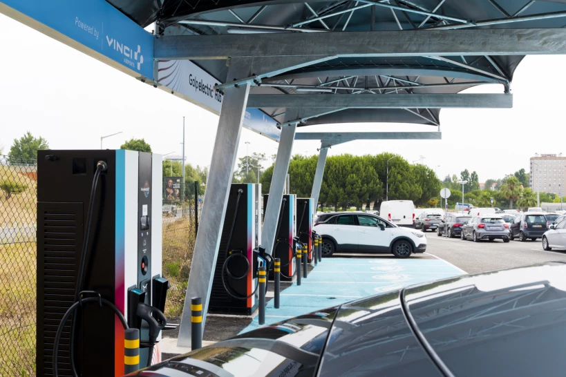 VINCI Airports and its partners create the largest ultra-fast charging hub in Portugal