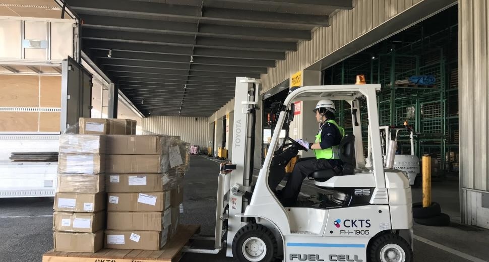 fuel_cell_forklift.jpg